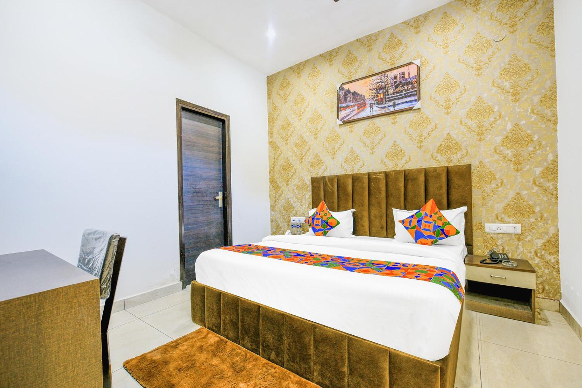 Fabhotel Royal Regency I 루드히아나 외부 사진